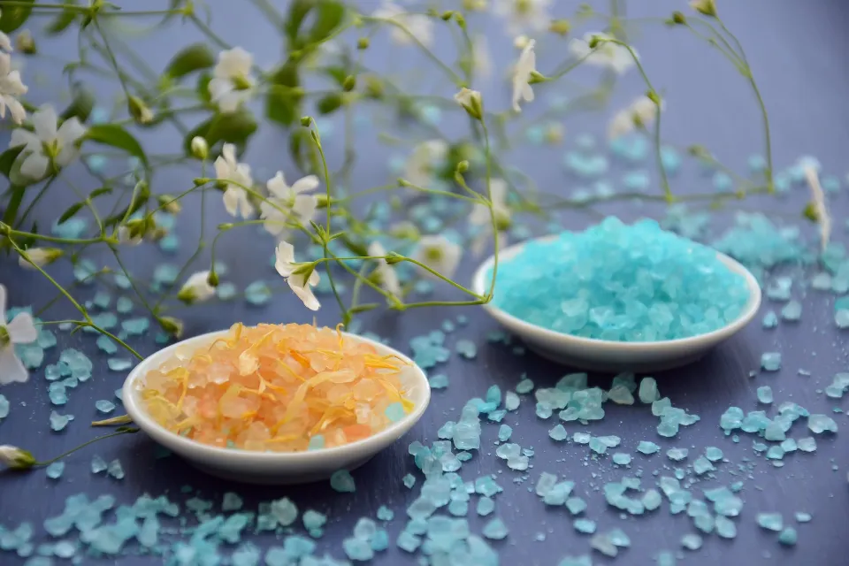 How to Use Bath Salts - Benefits of Bath Salts