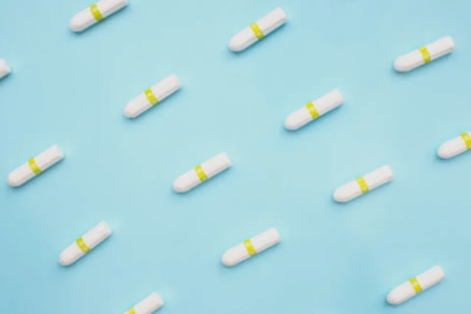 Can You Pee (or Poop) with a Tampon In - Is It Necessary to Remove?