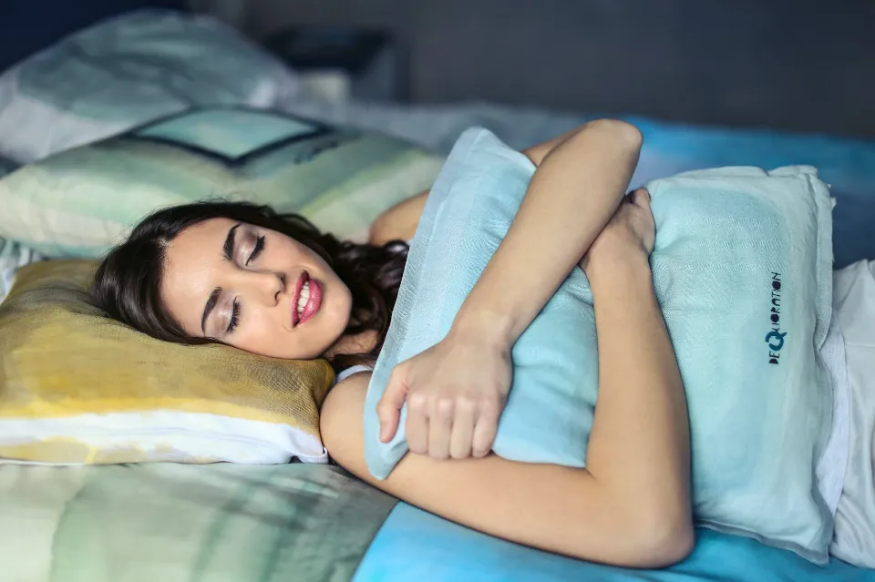 Can You Sleep with Tampon In - What Should You Pay Attention to?