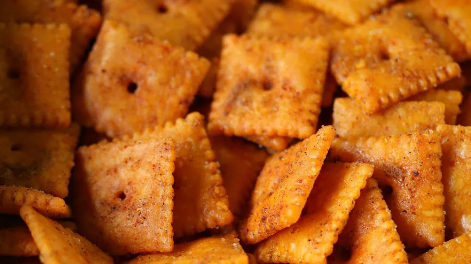 Can You Eat Cheez-Its With Braces - What Should You Pay Attention to?