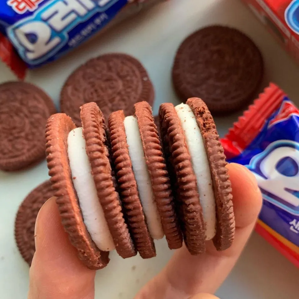 Can You Eat Oreos with Braces - Everything You Should Know