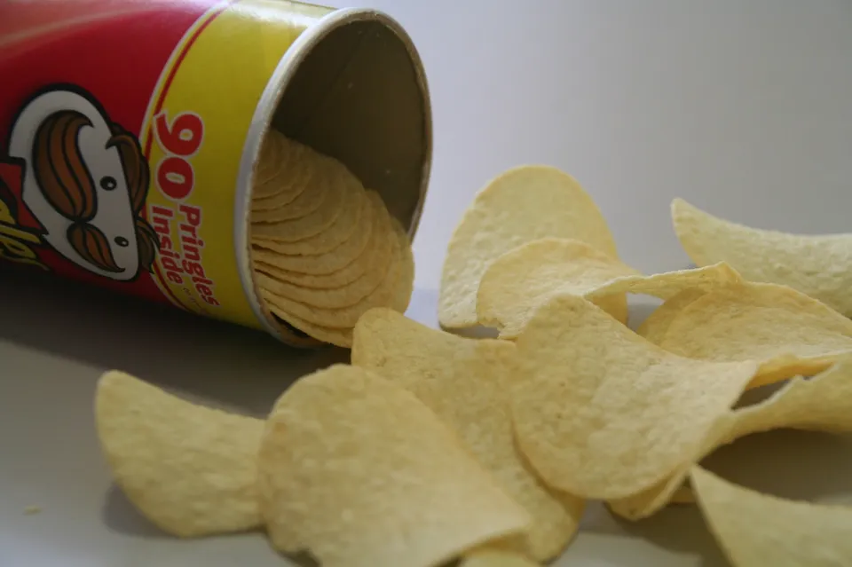 Can You Eat Pringles With Braces - What to Avoid?