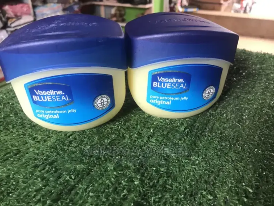 Does Vaseline Help to Prevent Wrinkles - Is It Really Work?