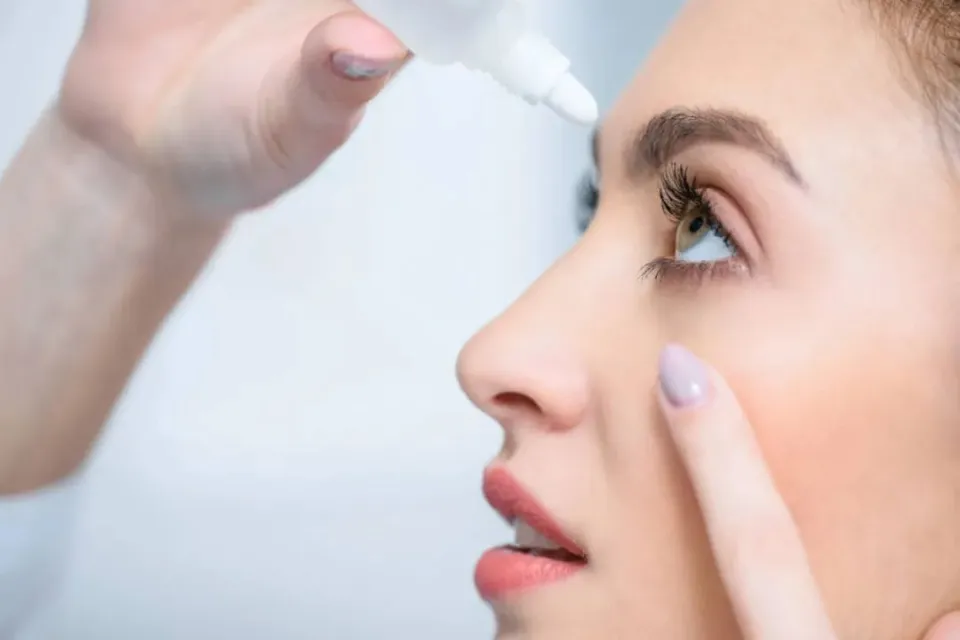 Pros And Cons Of Lumify Eye Drops - Eye Care Routine